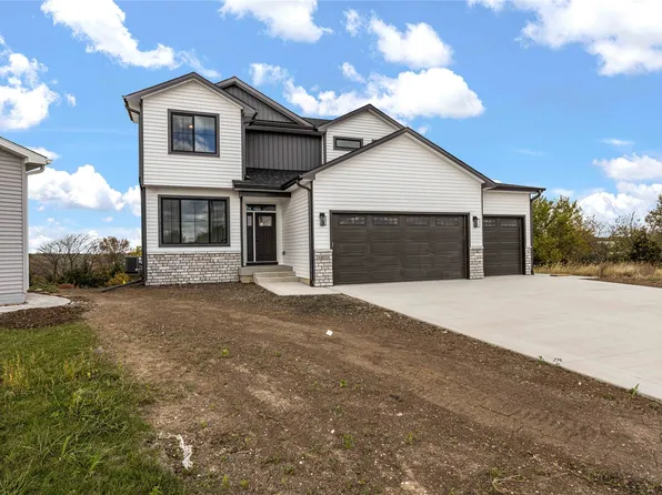 4855 Synergy St, Van Meter, IA 50261