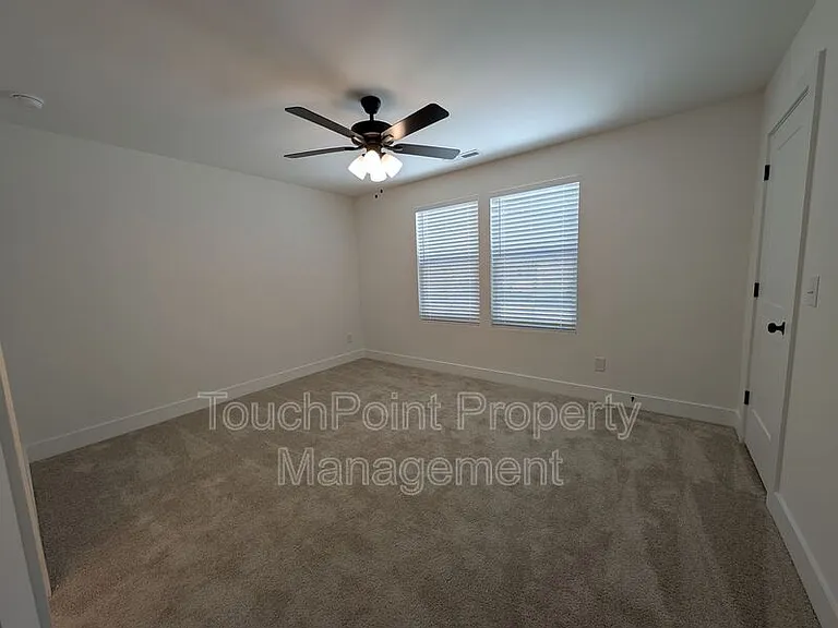 1415 Arden Ave — Photo 11
