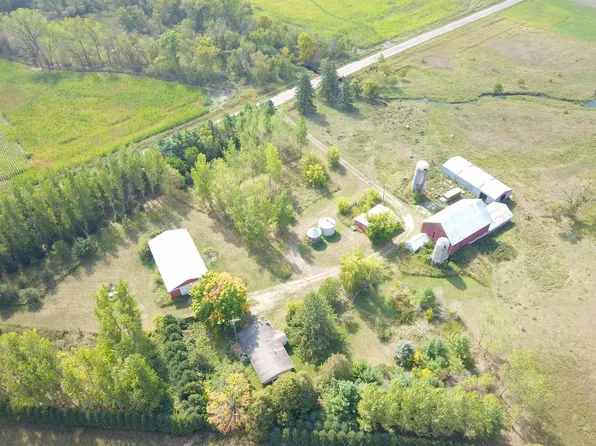 31122 Overbrook Avenue, Elroy, WI 53929