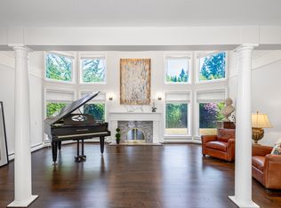 3108 141st St, Surrey, BC V4P 2J4