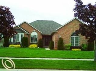26571 Hunters Dr, Chesterfield, MI 48051