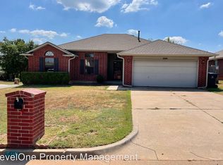 1000 NW 172nd St, Edmond, OK 73012