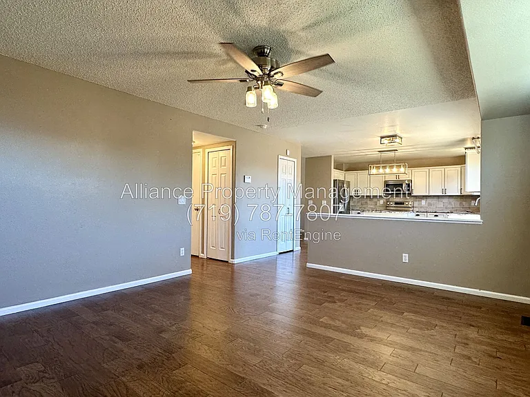 965 Piros Dr — Photo 15