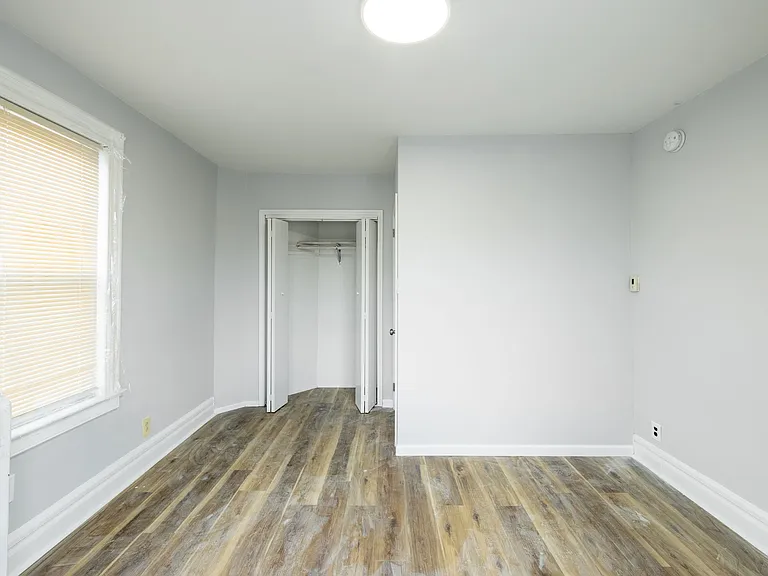 163 Walnut St #2 — Photo 5
