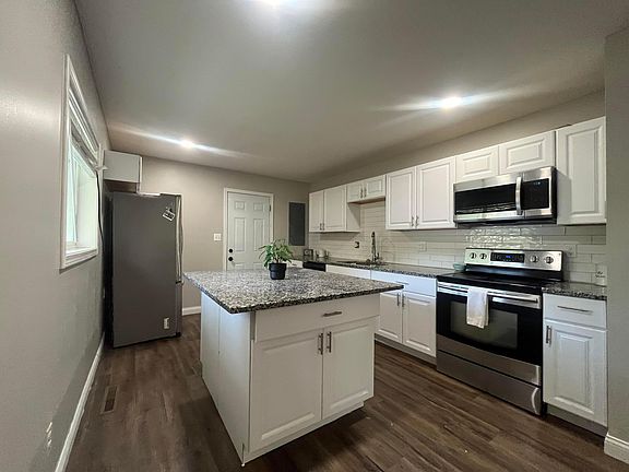 4th image of 1805 Marley Ct