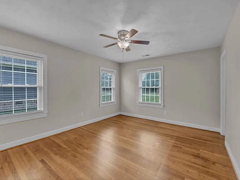 525 Dove Dr — Photo 19
