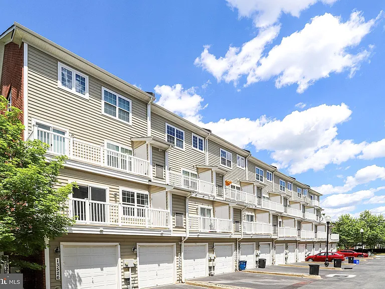13526 Waterford Hills Blvd #13526 — Photo 40