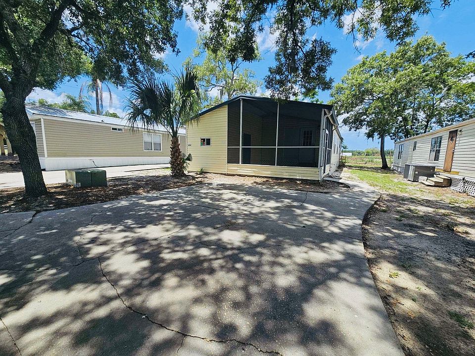 1st image of 11337 Hudson Ave #41