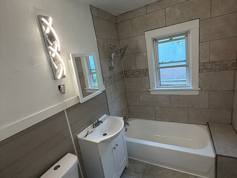 314 S Evergreen Ave #314 — Photo 7
