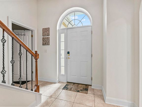 4th image of 1504 Saint Thomas Circle
