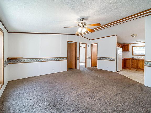 5th image of 81 Aspen Dr