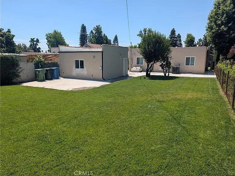 2609 Birch St — Photo 46