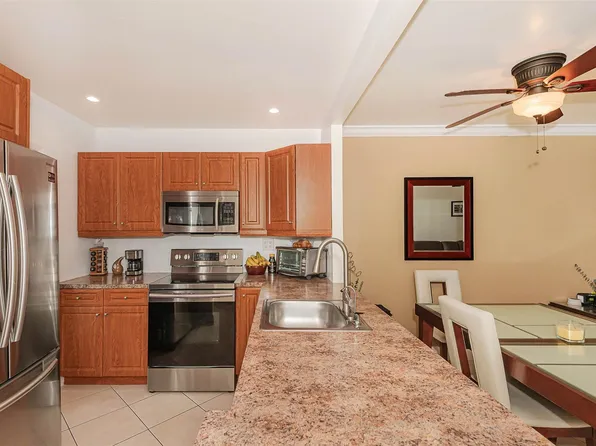 3431 NW 50th Avenue #201, Lauderdale Lakes, FL 33319