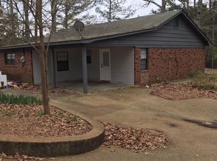 1894 Fawn Grove Rd, Mantachie, MS 38855