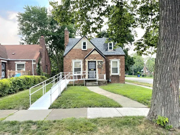 16615 Biltmore St, Detroit, MI 48235