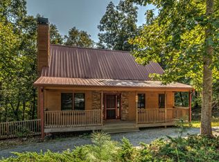 24 Colgate Ct, Ellijay, GA 30540
