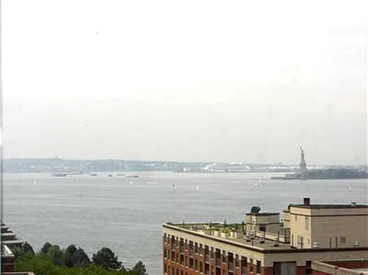 Rented by Mark David | media 11