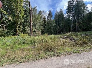 584 NW Creekside Ln, Bremerton, WA 98311