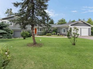 409 Lamoreaux Dr, Elk Rapids, MI 49629