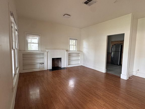 3rd image of 610 N 5th Ave