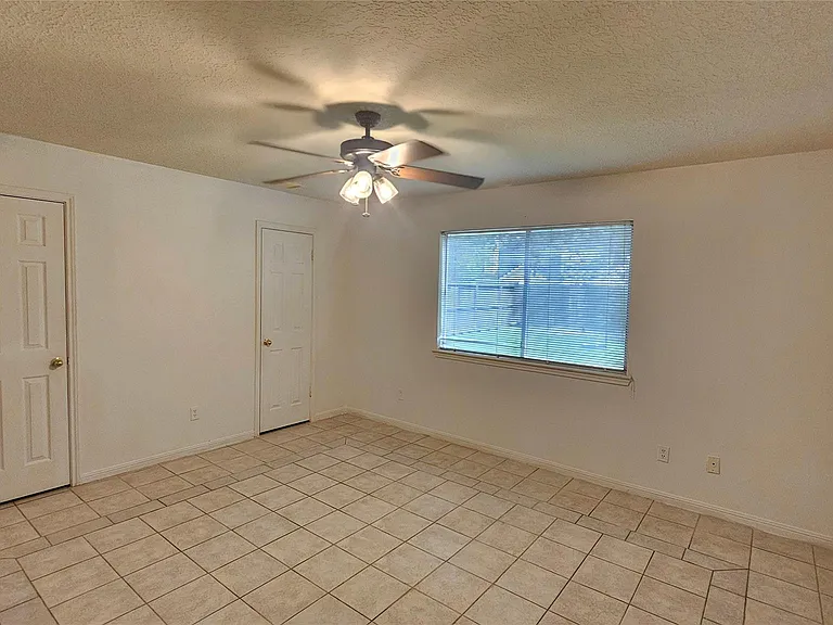 21435 Park Mill Ln — Photo 16
