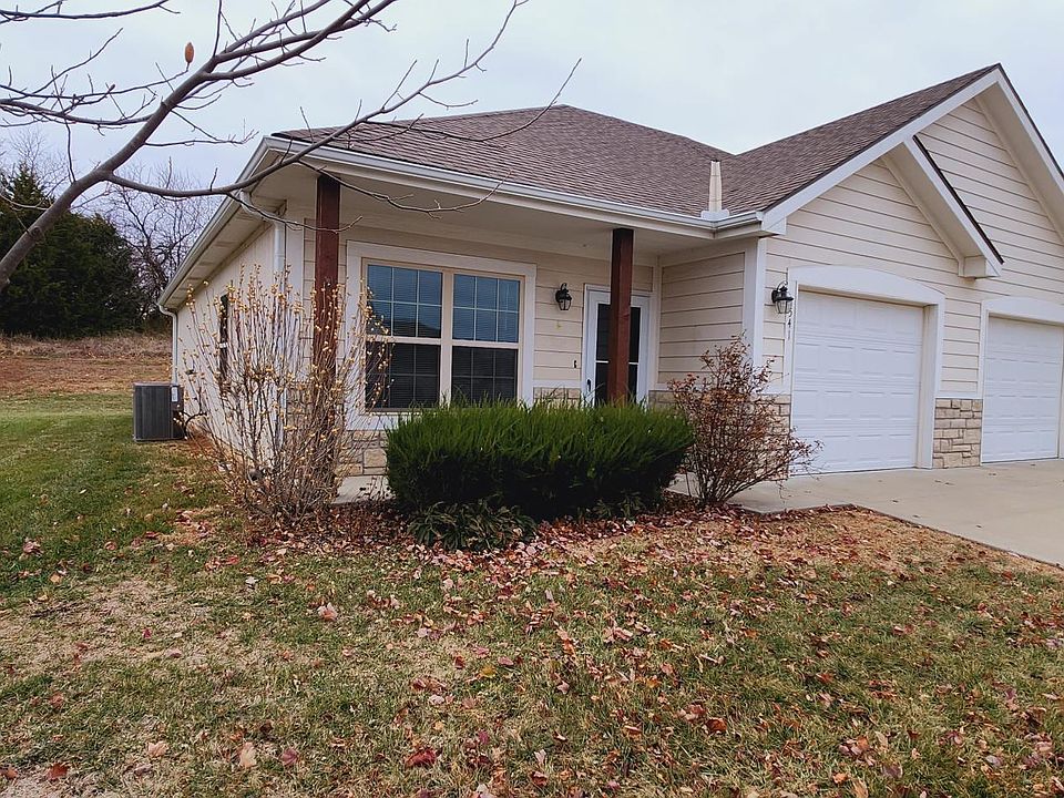 1st image of 1541 Fall Creek Dr