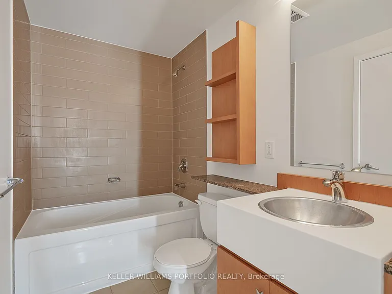 10 Navy Wharf Ct #2910 — Photo 15