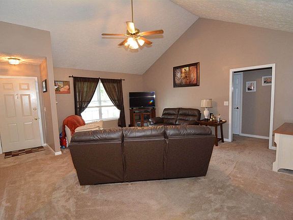 3rd image of 8602 Burch Park Dr