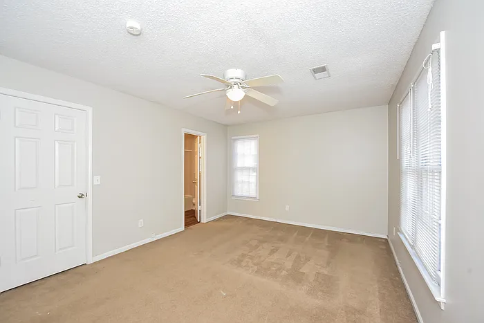 228 Chadford Rd — Photo 7