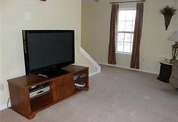 5th image of 639 Williams Ave