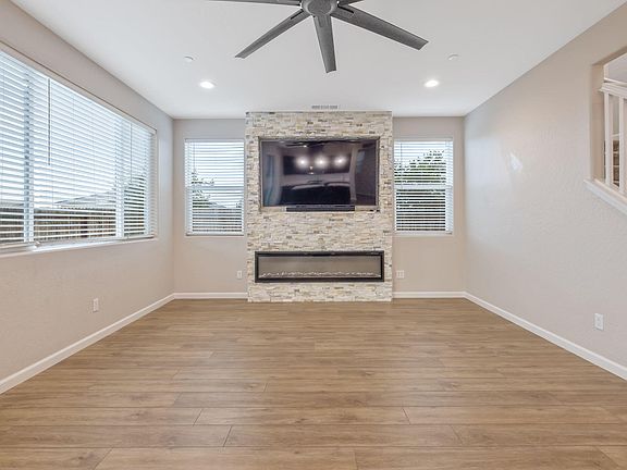 3rd image of 2802 Sand Hills Avenue