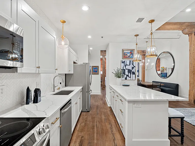 310 Arlington Ave #217 — Photo 4