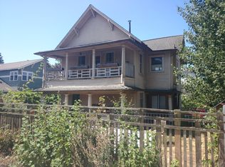 8749 Dayton Ave N, Seattle, WA 98103