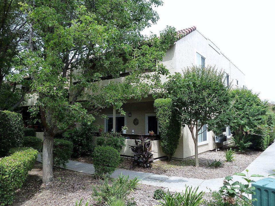 1st image of 297 Tradewinds Dr APT 106