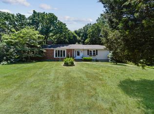 372 Demarest Dr, Orange, CT 06477