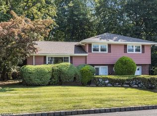 43 Pleasant Ave, Montclair, NJ 07042