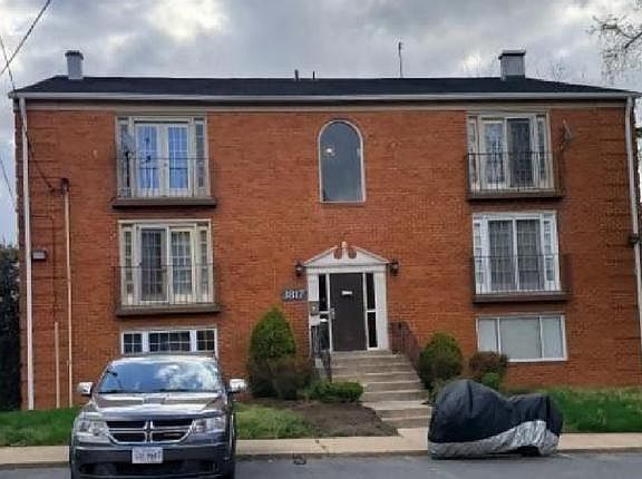 2nd image of 3817 Swann Rd APT 201