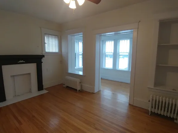 712 W Franklin Ave #9, Minneapolis, MN 55405