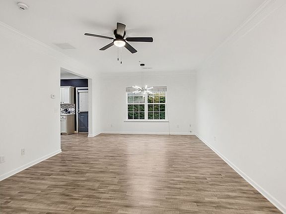 4th image of 2047 Appaloosa Way