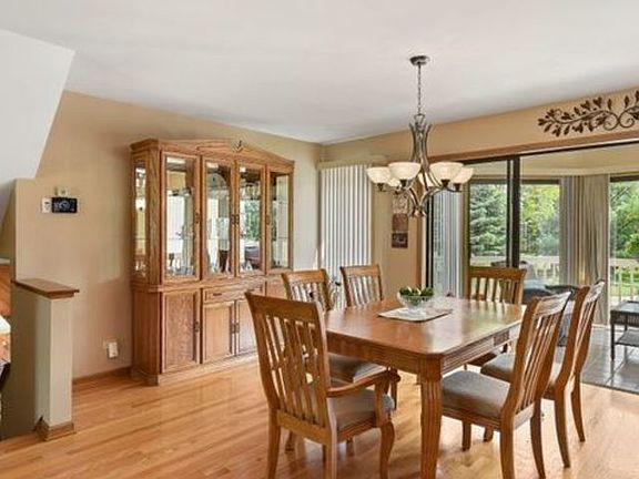 5th image of 1225 Golf View Dr
