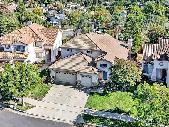 5th image of 2836 Shelter Hill Drive