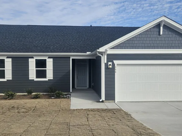 566 John Stark Dr, Fuquay Varina, NC 27526