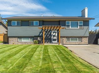 667 Cambridge Cres, Kamloops, BC V2B 5B7