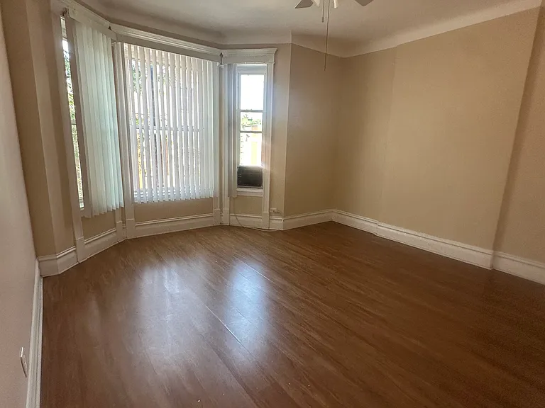 1009 S Oakley Blvd #2F — Photo 7