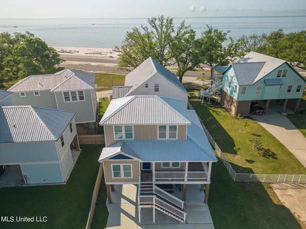 106 Winters Ln, Long Beach, MS 39560