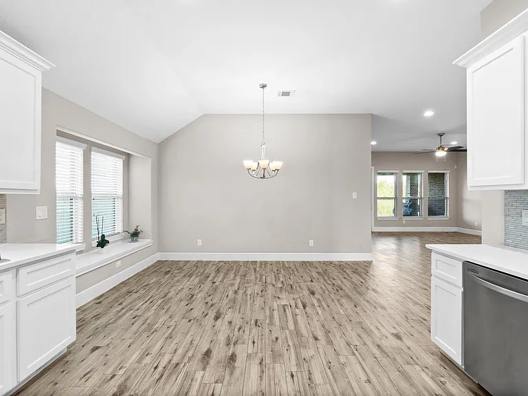 9707 Highland Pointe Dr — Photo 16