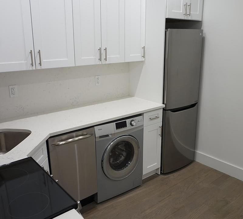 1st image of 153 E 105th St APT 6