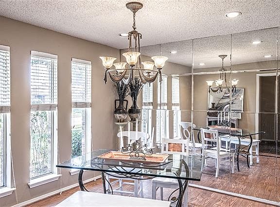 4th image of 421 Brookfield Dr