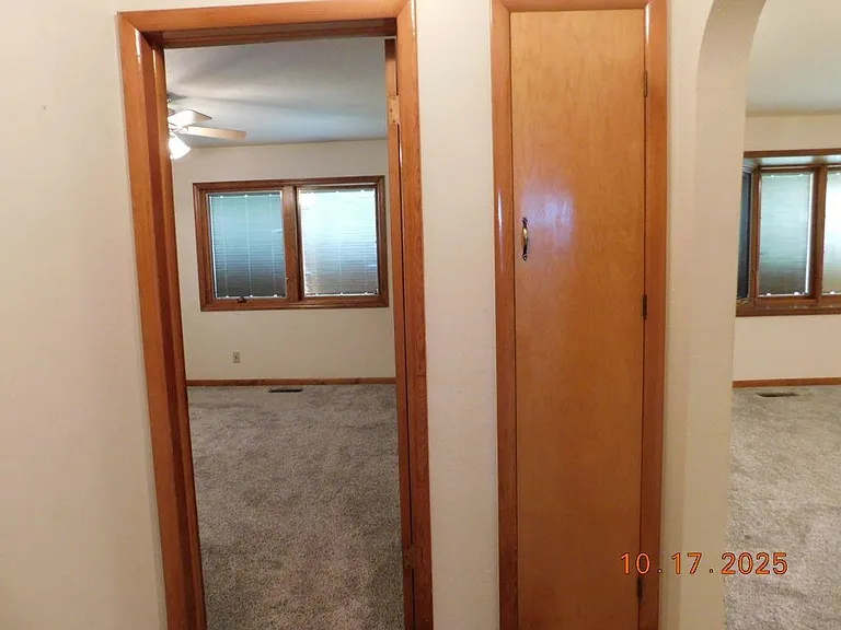 1710 Alpha St — Photo 12
