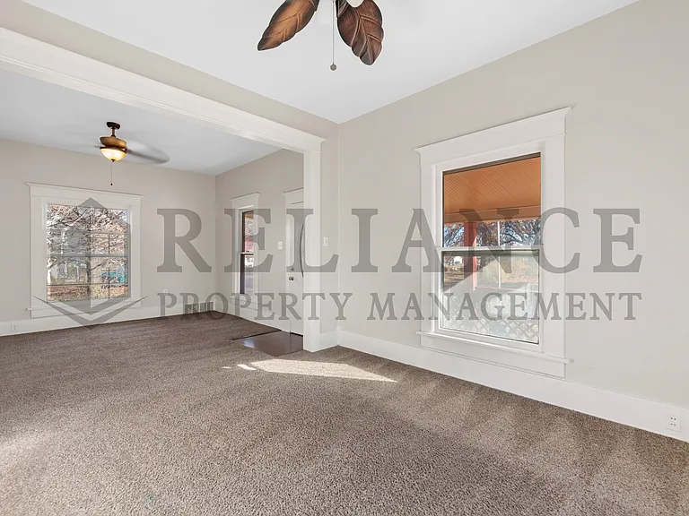 215 N King St — Photo 11